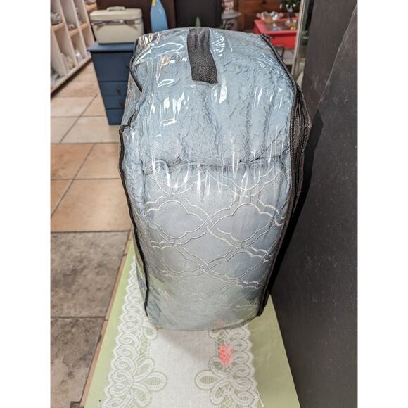 Style 212 Daisy Textured 5-Piece King Comforter Set Blue New bed in bag - Picture 8 of 11